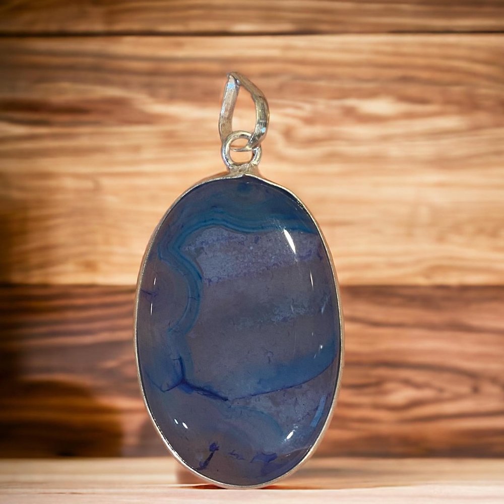 Stunning Natural Handmade Blue Lace Agate Quartz Gemstone Pendant.